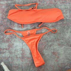 Vibrant Coral Sporty Bikini with Gray Trim